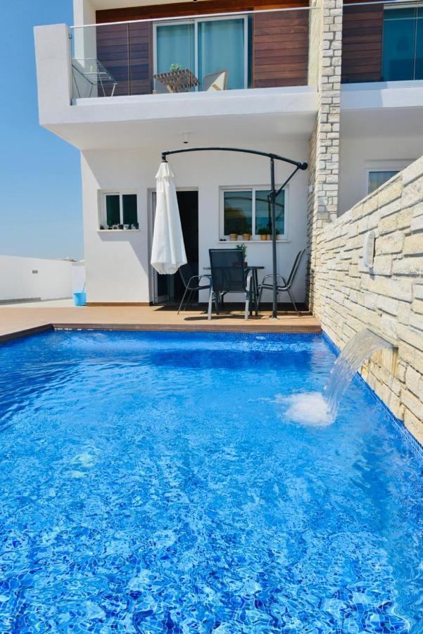 Melanos 2 Bdrm Townhouse With Private Pool Klorakas